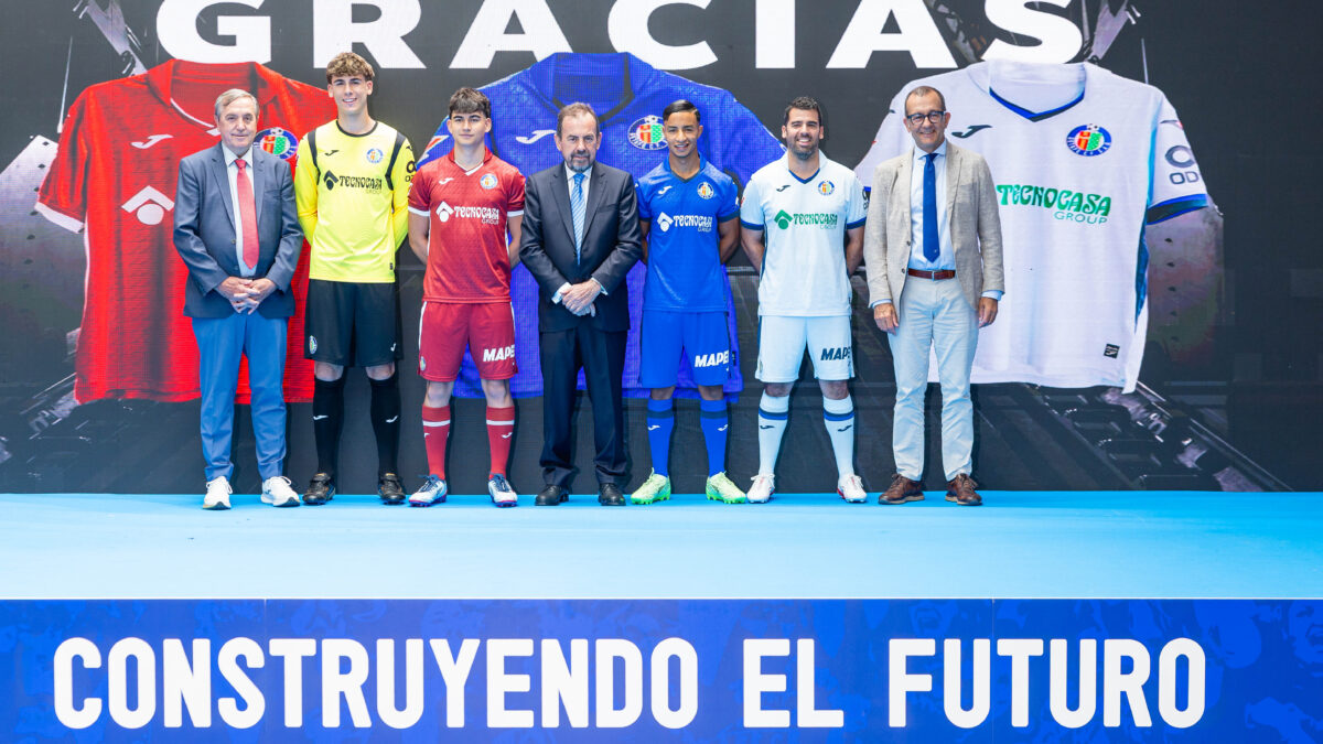 El Grupo Tecnocasa, presente en el lanzamiento de la nueva equipación del Getafe C.F.