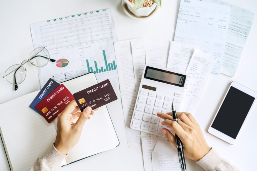 calcular para ahorrar con distintas cuentas bancarias 'alt'