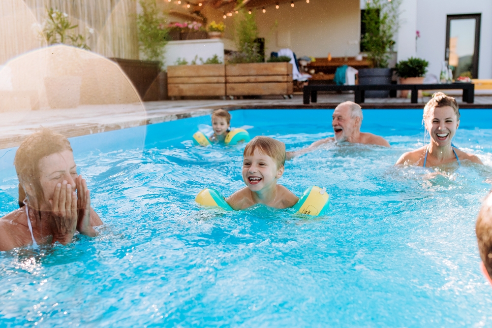 Recién mudado y con ganas de piscina: 7 errores que (de verdad) deberías evitar