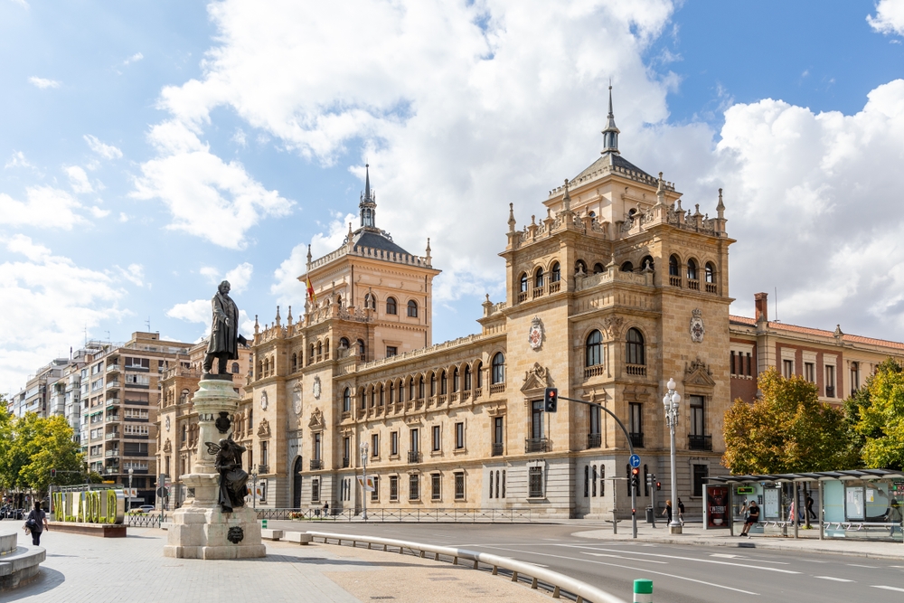 En Valladolid y Salamanca, comprar una vivienda te ahorra más de 200 euros al mes